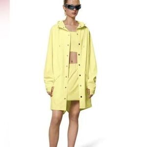 NWT Rains Unisex Long Jacket Rain Jacket Water/Windproof Lightweight - Size M
